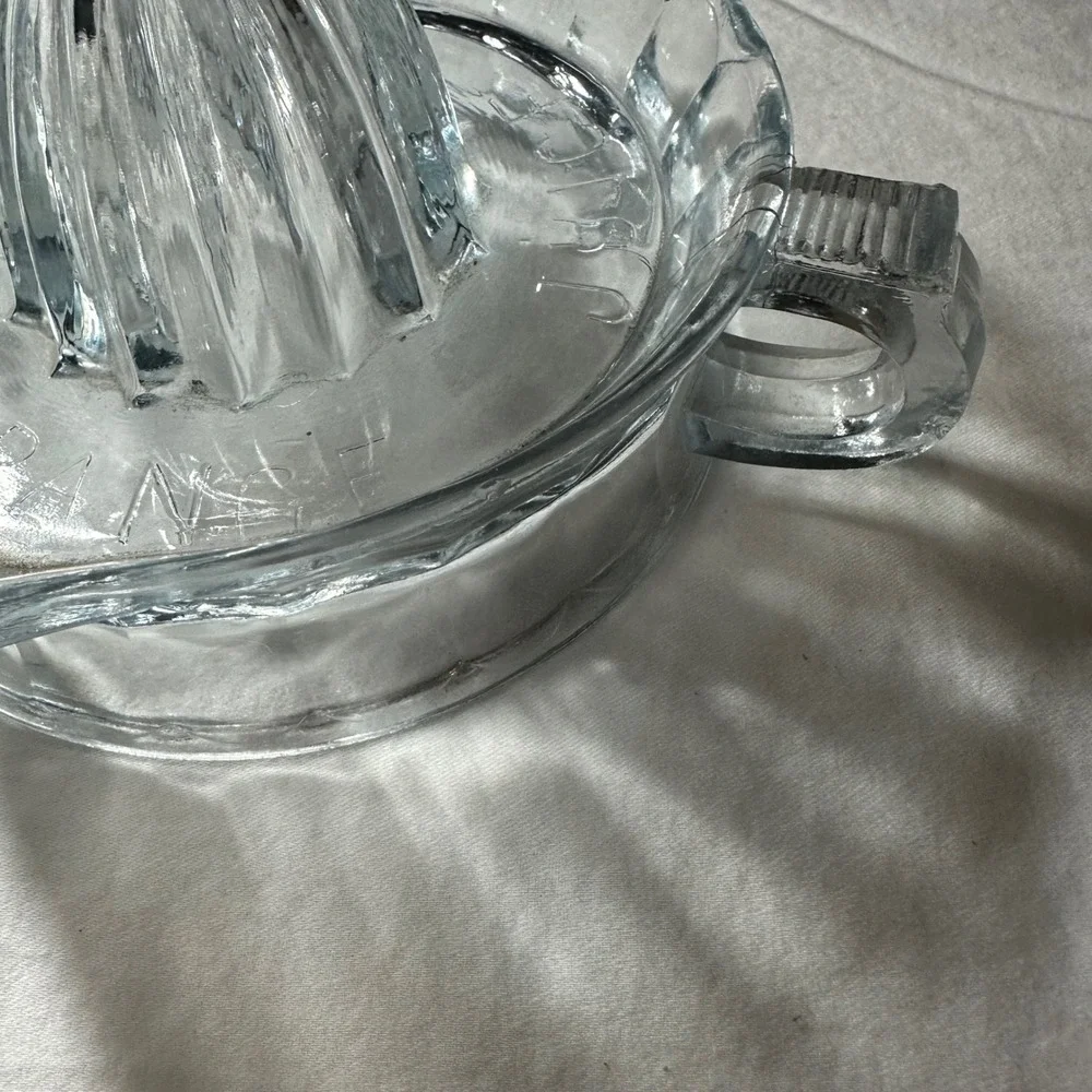 Vintage Glass Citrus Juicer Extractor Set‎ 2pc Clear Excellent Retro Kitchenware